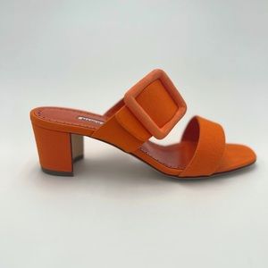NEW Manolo Blahnik Titubanew Sandal in Bora Bora (size 38.5 EU or 8.5 US)